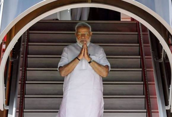 abpanandatv's tweet image. #modiforeignvisit ২০১৪ থেকে মোদী বিদেশ সফরে ৮৪টি দেশে, খরচ ১৪৮৪ কোটি টাকা, জানালেন বিদেশ রাষ্ট্রমন্ত্রী abpananda.abplive.in/india-news/rs-…