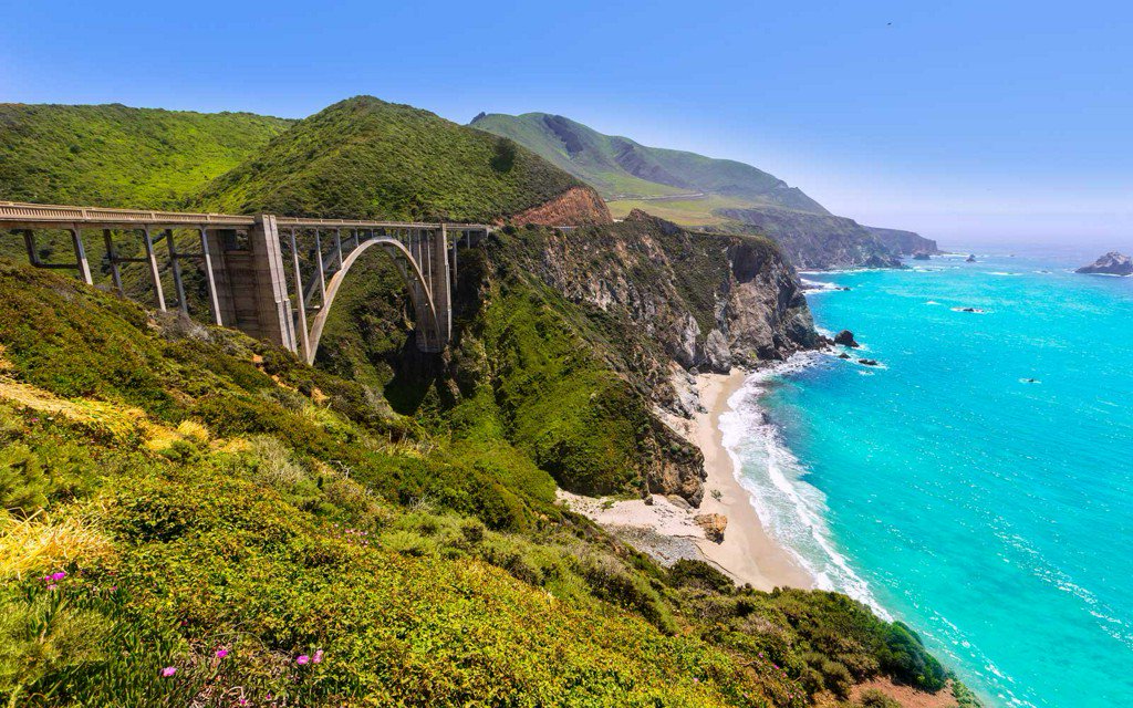 TravelLeisure's tweet image. California's Highway 1 is officially open, and it's time for a Big Sur road trip tandl.me/2Ny7BDh