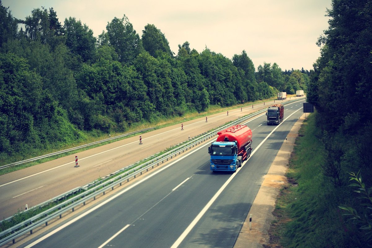 GoNorthEastAWPR's tweet photo. The North-east will #GoSafer with the #AWPR as it'll reduce the number of HGVs on existing roads by as much as 82% within the first year of opening. Check out the #GoNorthEast website: https://t.co/3KW1rWrgt8 https://t.co/xXuYGeVxDq