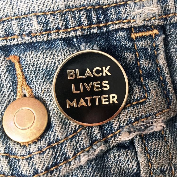 The Hate U Give by Angie Thomas‘Once upon a time there was a hazel-eyed boy with dimples. I called him Khalil. The world called him a thug.’