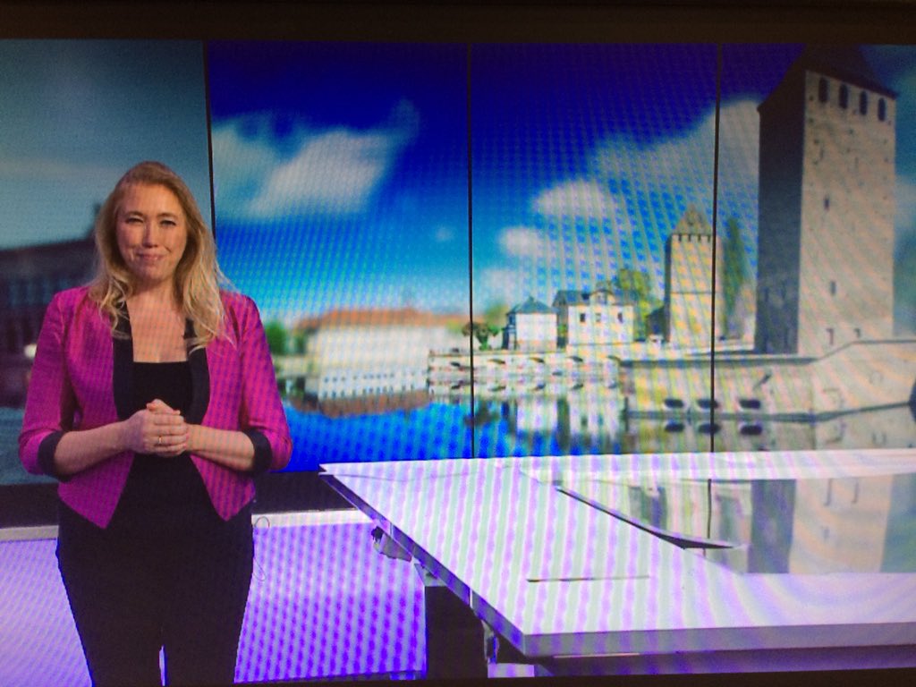 Caroline de Camaret (@carodecamaret) on Twitter photo Ce samedi 21 juillet, à 13h10, « Best of » de nos meilleures interviews sur le terrain, <a href="/EP_President/">Roberta Metsola</a> <a href="/sylvieguillaume/">Sylvie Guillaume</a> <a href="/NathalieLoiseau/">Nathalie Loiseau</a> <a href="/EricAndrieuEU/">Eric Andrieu</a> <a href="/Gerbrandy/">Gerben-Jan Gerbrandy</a>, et nos reportages <a href="/lukeJbrownF24/">Luke Brown</a> <a href="/bodinjohan/">Johan Bodin</a> et Anais Guérard. Merci à nos produceuses Isabelle Romero et <a href="/RoxaneRnl/">Roxane Runel</a> Ce samedi 21 juillet, à 13h10, « Best of » de nos meilleures interviews sur le terrain, <a href="/EP_President/">Roberta Metsola</a> <a href="/sylvieguillaume/">Sylvie Guillaume</a> <a href="/NathalieLoiseau/">Nathalie Loiseau</a> <a href="/EricAndrieuEU/">Eric Andrieu</a> <a href="/Gerbrandy/">Gerben-Jan Gerbrandy</a>, et nos reportages <a href="/lukeJbrownF24/">Luke Brown</a> <a href="/bodinjohan/">Johan Bodin</a> et Anais Guérard. Merci à nos produceuses Isabelle Romero et <a href="/RoxaneRnl/">Roxane Runel</a>
