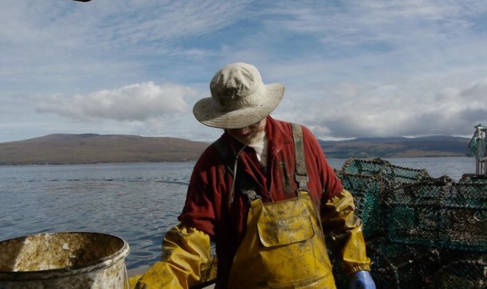 KiltedLobster's tweet photo. Come along to our FISH IN THE SEA INTERACTIVE LUNCH. Talks, demos, film viewings, shuck scallops, prep seafood & eat lunch with filmmaker @zevrobinson and Chef Colin Hinds. Sunday 29 July 1pm. Tickets £35pp. Phone 0131 2206677 to book. Pls RT #interactivelunch https://t.co/WZr8HYwEsW