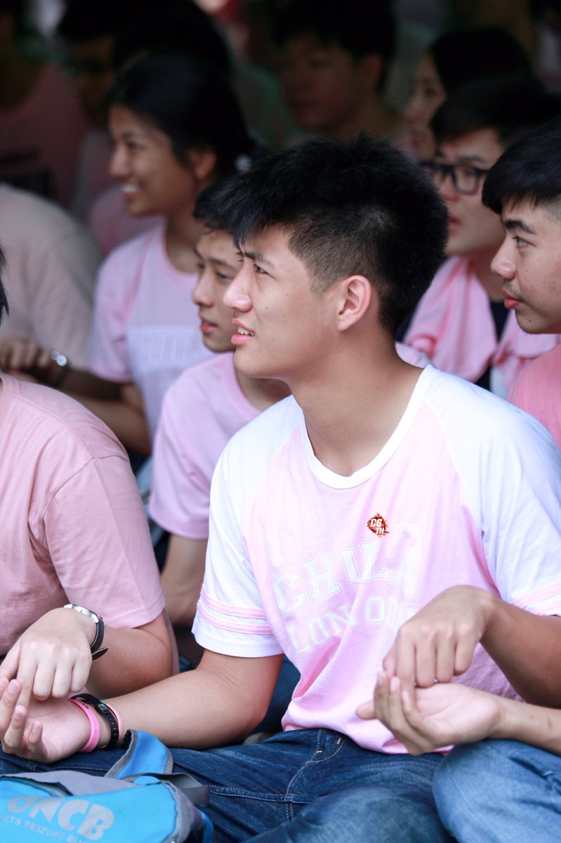 cuteguythailand's tweet photo. ความสดใสของ freshy 😍 #chulacuteboy #cufirstdate2018 #cuteguythailand #วิศวะหล่อบอกต่อด้วย https://t.co/Mvoc6uCHaC