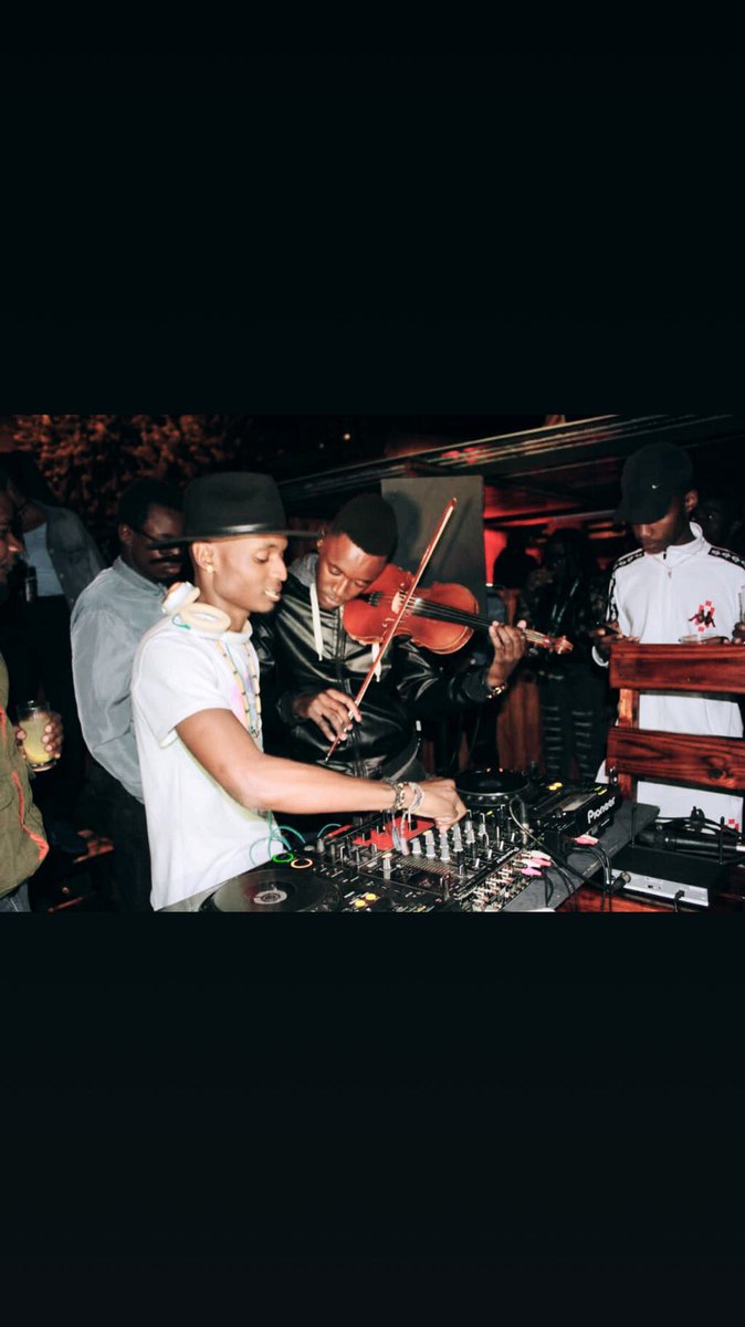 asserdeep's tweet photo. I grind but more importantly I Pray 🙏Keep it locked...
#MyDj YourDj OurDj
#Therealpartystarters
#Expensivemusique🇳🇦🇳🇦🇳🇦 https://t.co/hLu0KIKAP9