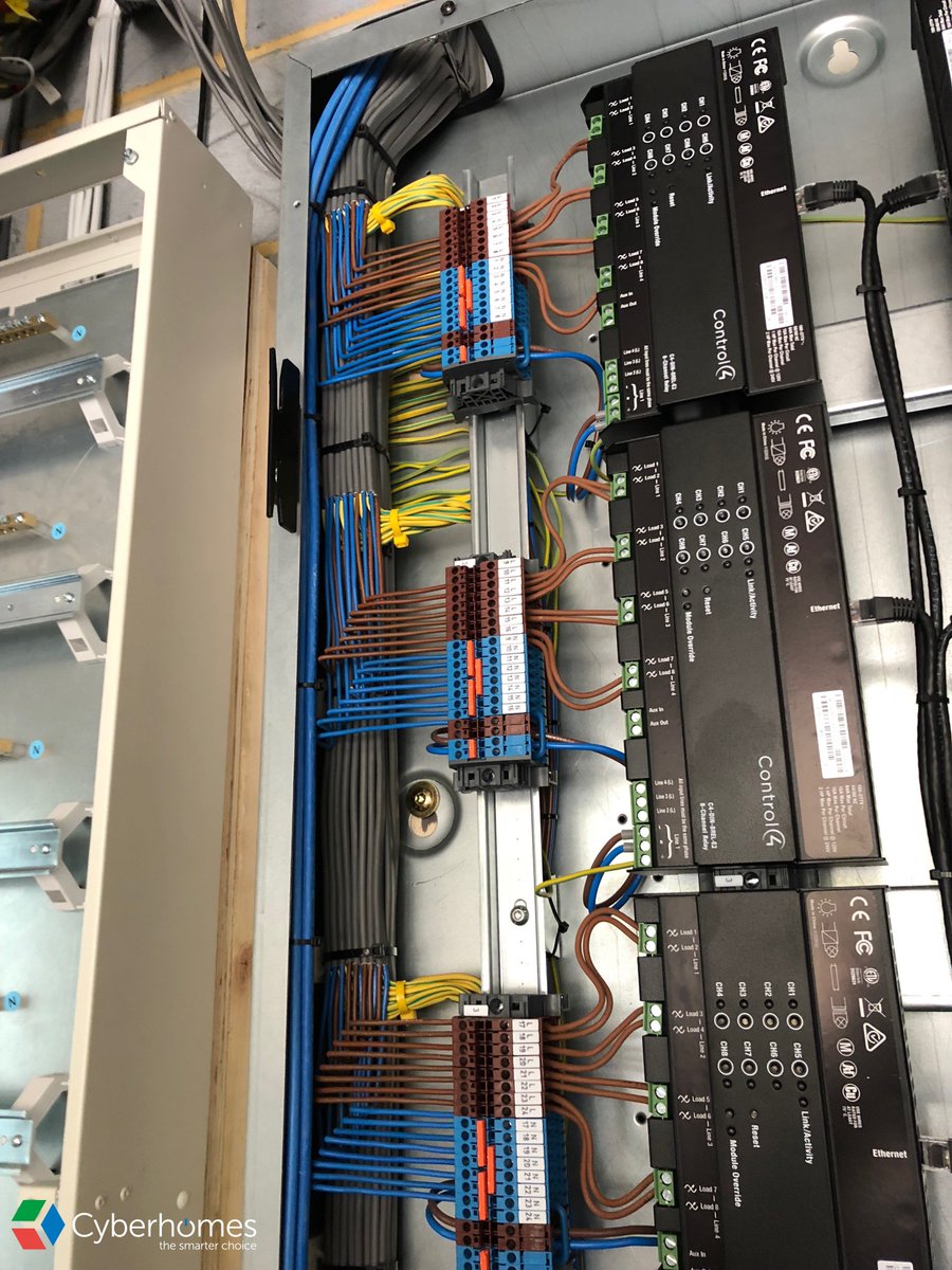 CyberhomesUK's tweet image. Just look at the standard of this mains wiring! Really impressed with the #sparkies from H &amp;amp; A Building &amp;amp; Services who are installing the high voltage cabling to the @control4 lighting panels for our project in Oxshott. @CEDIA_EMEA