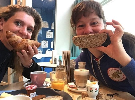 Maandag meh? Niet als het van deze vrolijke ontbijters in WASBAR afhangt. Kom gerust nog eens langs met je glimlach, @l1ntje78 en geniet van een gratis drankje! #wasbar