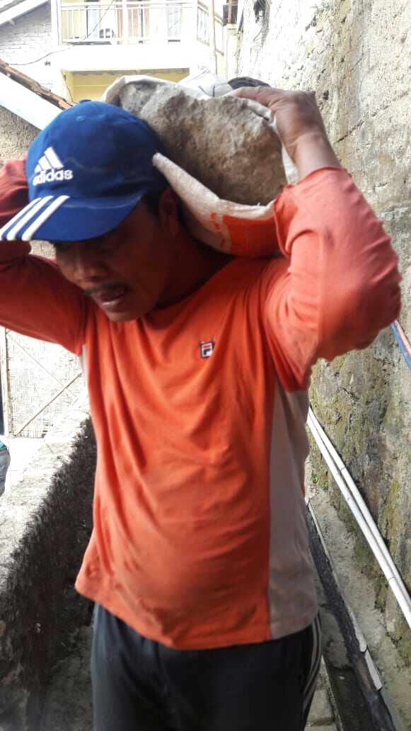 Dede2285's tweet photo. Pembangunan Jembatan Desa Jayagiri Desa maju warga sejahtera
#PadatKaryaTunai 
@jokowi 
@EkoSandjojo 
@taufikmadjid71 
@KemenDesa 
@P3MD_KBB https://t.co/hrLaSkZmcY
