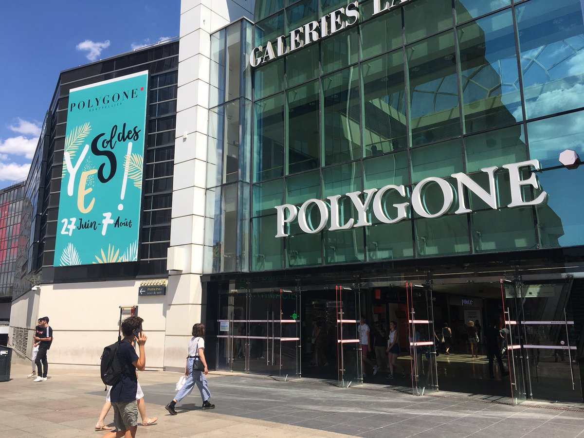 NRJmontpellier's tweet image. #Montpellier Le début des travaux pour la rénovation du centre commercial @PolygoneMtp livraison fin 2019 👢👜