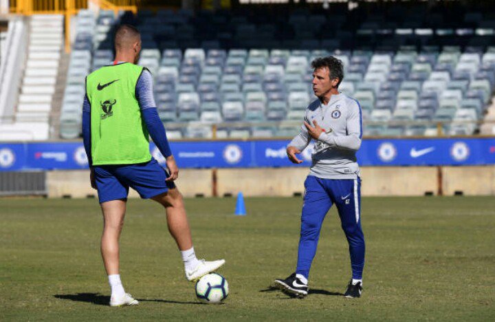 ChelseaFansBra's tweet photo. Fotos do treinamento de hoje em Perth na Austrália #CFCTour https://t.co/ik82t0lm7z