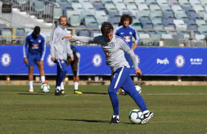 ChelseaFansBra's tweet photo. Fotos do treinamento de hoje em Perth na Austrália #CFCTour https://t.co/ik82t0lm7z