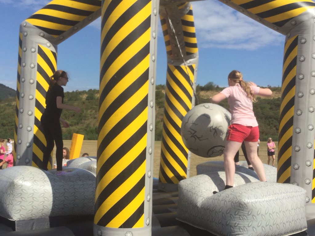 MSAssistantMrsM's tweet image. Even the teachers can’t resist #maesteg18 #maestegschool what a great day the PE department have organised for us!