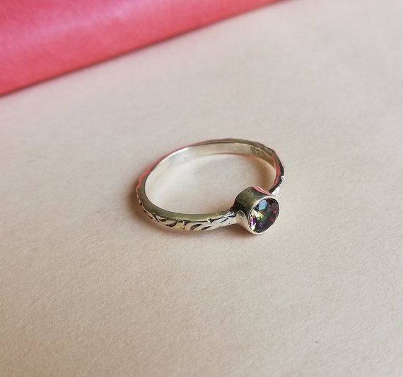 Mystic Topaz Ring In Sterling Silver
buy at
etsy.com/in-en/listing/…
#MysticTopazRing #MultiStoneRing #TinyRing #925SterlingSilver #CrystalRing #PromiseRing #TopazJewelry #StackingRing #WeddingRing #BohemianRing #PersonalizedRing #VintageRing #DelicateRing #TrendingRing