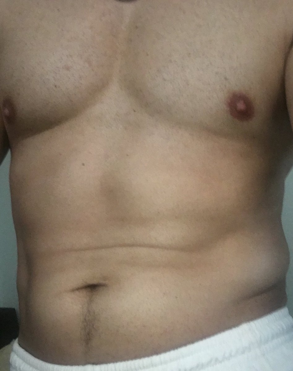 bodybuilderr1's tweet photo. Sıcak... https://t.co/HDtc1haufq