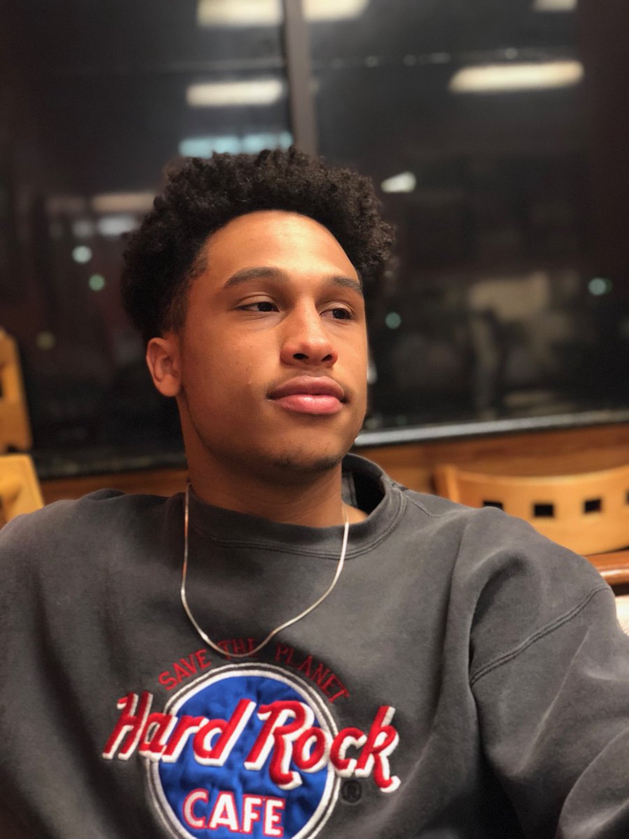 aarontbrown12's tweet photo. Hard Rock Cafe ®️ https://t.co/LKqZmeUwWR