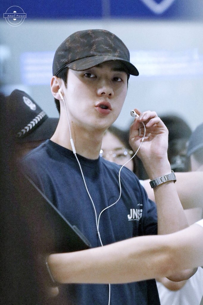 milkteu's tweet image. a baby boy :(