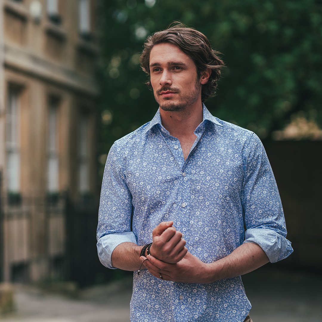 Happy Friday!!! 
Make sure you check out our summer sale with a 1/3 off selected shirts

#summer #sale #shirts #ootd #fashion #worboysshirts #photooftheday