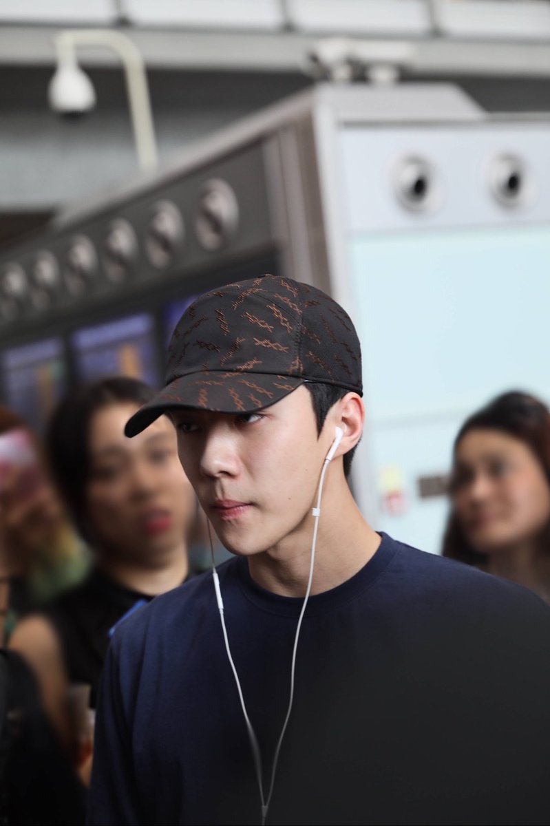 412code's tweet image. 180720 ⓒ Mi鹿由器iM
#엑소 #EXO #세훈 #SEHUN @weareoneEXO
