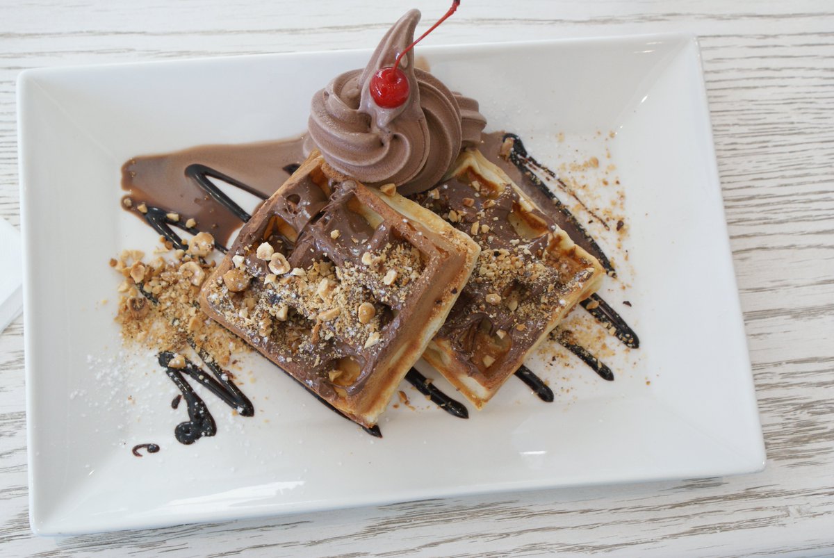 ilovewafflessa tweet picture