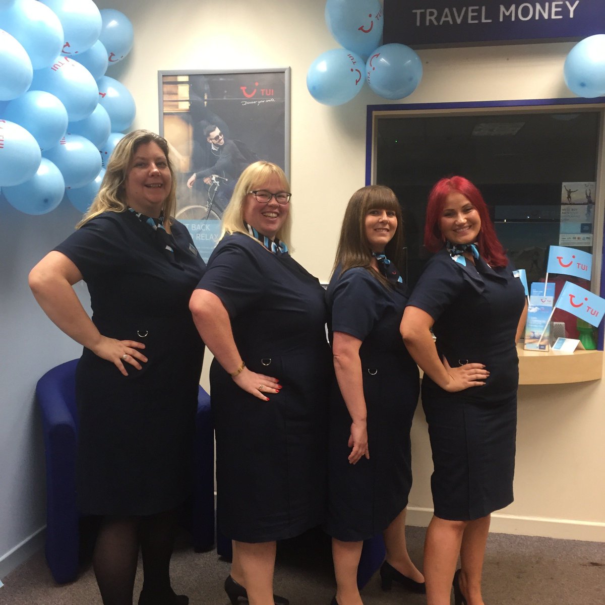 TUICareers's tweet photo. Meet #TeamMusselburgh, a small local high street team with over 80 years experience between them. They're looking for a sales focused Deputy Manager with a passion for excellent customer service - is this you? Find out more here - https://t.co/OGgpqXTxQb https://t.co/xzswXz40Ex