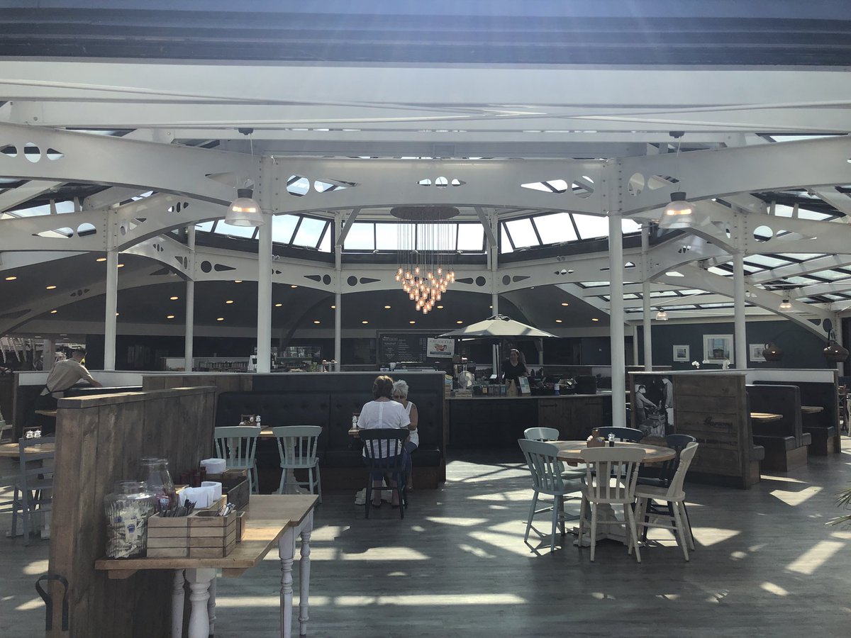 ElectricEarls's tweet photo. “Largest pick your own fruit & veg selection, kids play area, farm shop, garden centre & lovely spacious restaurant”
Sound like somewhere you’d like to visit? Check out my latest blog post to get the low down on @Garsons_Esher ⬇️
#mblogs #daysout
https://t.co/3AFkMZVljp https://t.co/3Fk2w0muOU