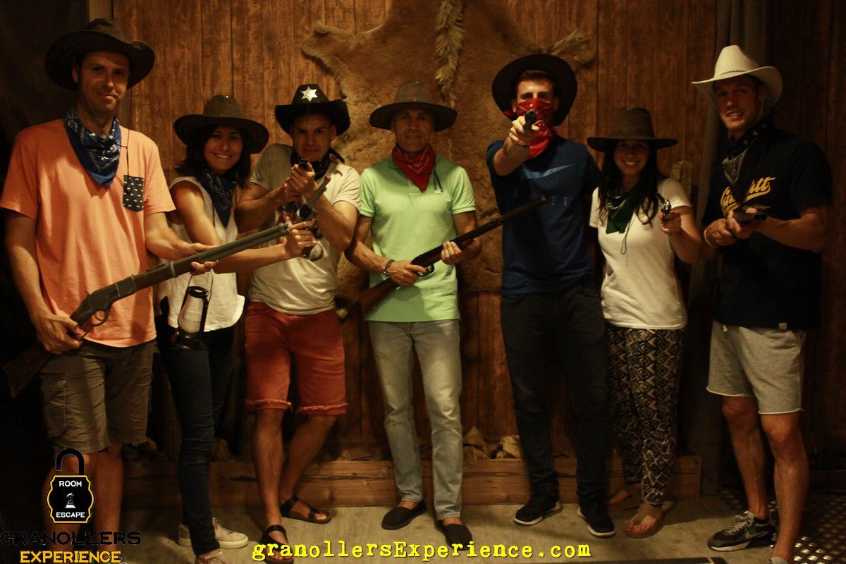 "Don’t mess with us". Gran sessió de #teambuilding ahir amb el nostre nou equip per tancar el curs acadèmic i encarar nous reptes. Sorpresa final a <a href="/Granollersroom/">GranollersExperience</a> 🤠 Bon estiu a tothom!