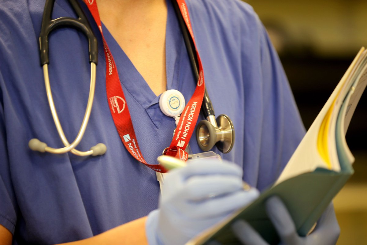 verge's tweet image. 1.5 million affected by hack targeting Singapore’s health data theverge.com/2018/7/20/1759…