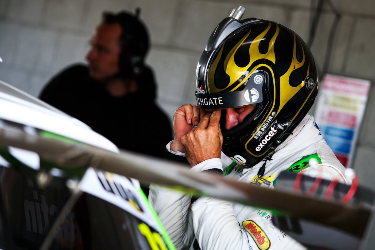 LATEST NEWS: #AlfaRomeo <a href="/DunlopBTCC/">DunlopBTCC</a> Racer <a href="/RobertoAustini/">Rob Austin</a> Taking 'High Hopes' Into Second Half Of Season After Strong <a href="/SnettertonMSV/">Snetterton Circuit</a> Test - read more here bit.ly/2JDzxmO