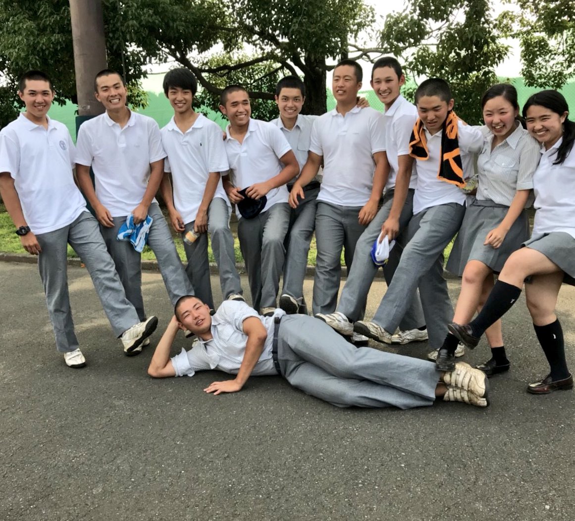 icuhs_baseball's tweet photo. ⚾️ありがとうございました⚾️      
       工学院大附 vs ICUHS   7-3
遅くなりましたが、先日行われた第3回戦をもって39thの11人は引退となりました。
最後まで応援本当にありがとうございました🏅これからもICUHS野球部をよろしくお願いします！ https://t.co/JZlapWIFwF