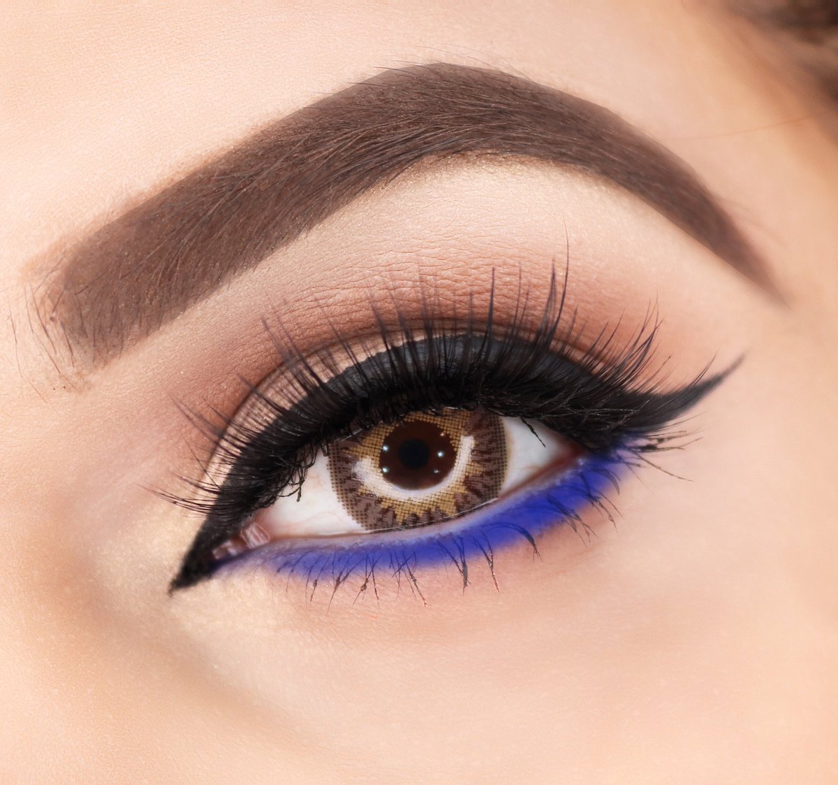 muasukku's tweet photo. Pop of colour makeup look using @KikoMilanoIndia free soul eye liner 💕💕 Beautiful Lashes by @reneebyaashka 
#makeup #kikomilano #blogger #influencer https://t.co/TZT3lNwPRU