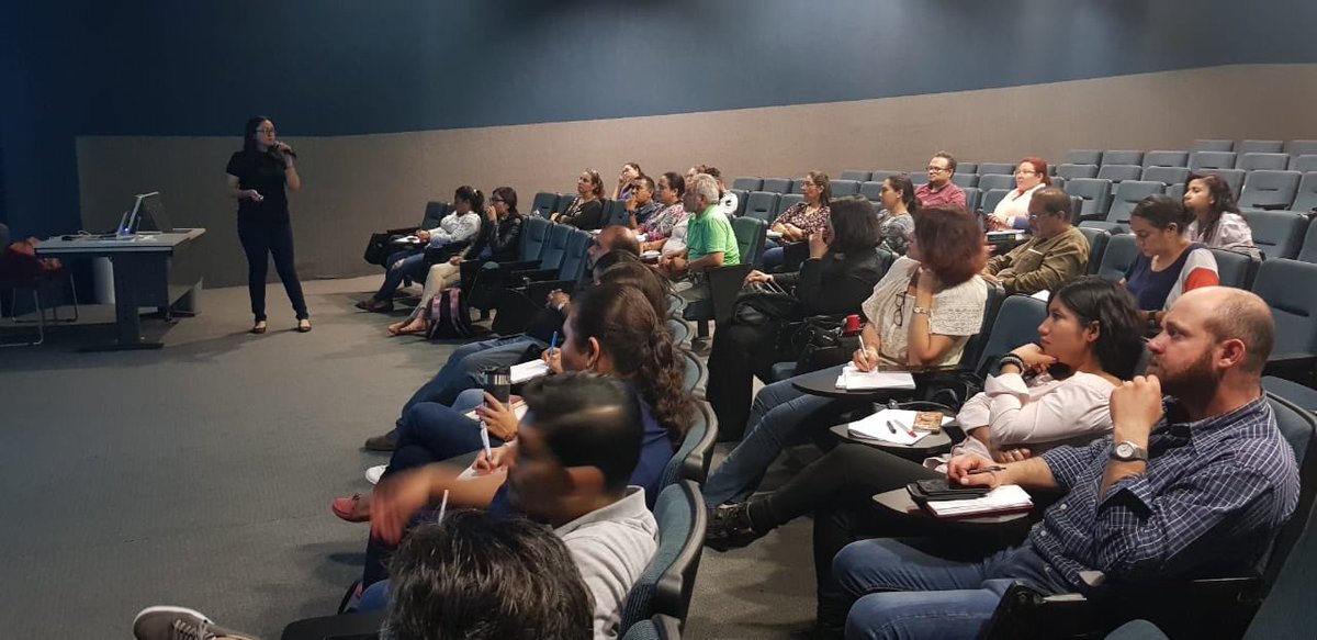 PCAV_Jalisco's tweet image. El día de ayer en clase extraordinaria del diplomado en #PCAV del @CIEE_UdeG dando a conocer la nueva metodología de auditoría ambiental estatal.