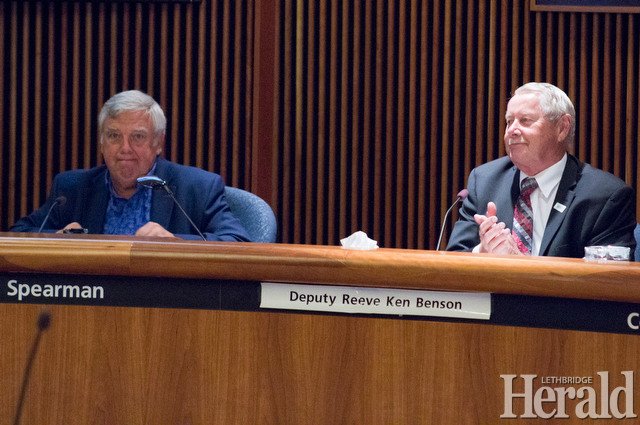 County officially transfers Lethbridge Airport to City - <a href="/GregoryAllanB/">Gregory Bobinec</a> reports
lethbridgeherald.com/news/lethbridg…
#yql 
<a href="/LethCounty/">Lethbridge County</a> 
<a href="/LethbridgeCity/">City of Lethbridge</a>