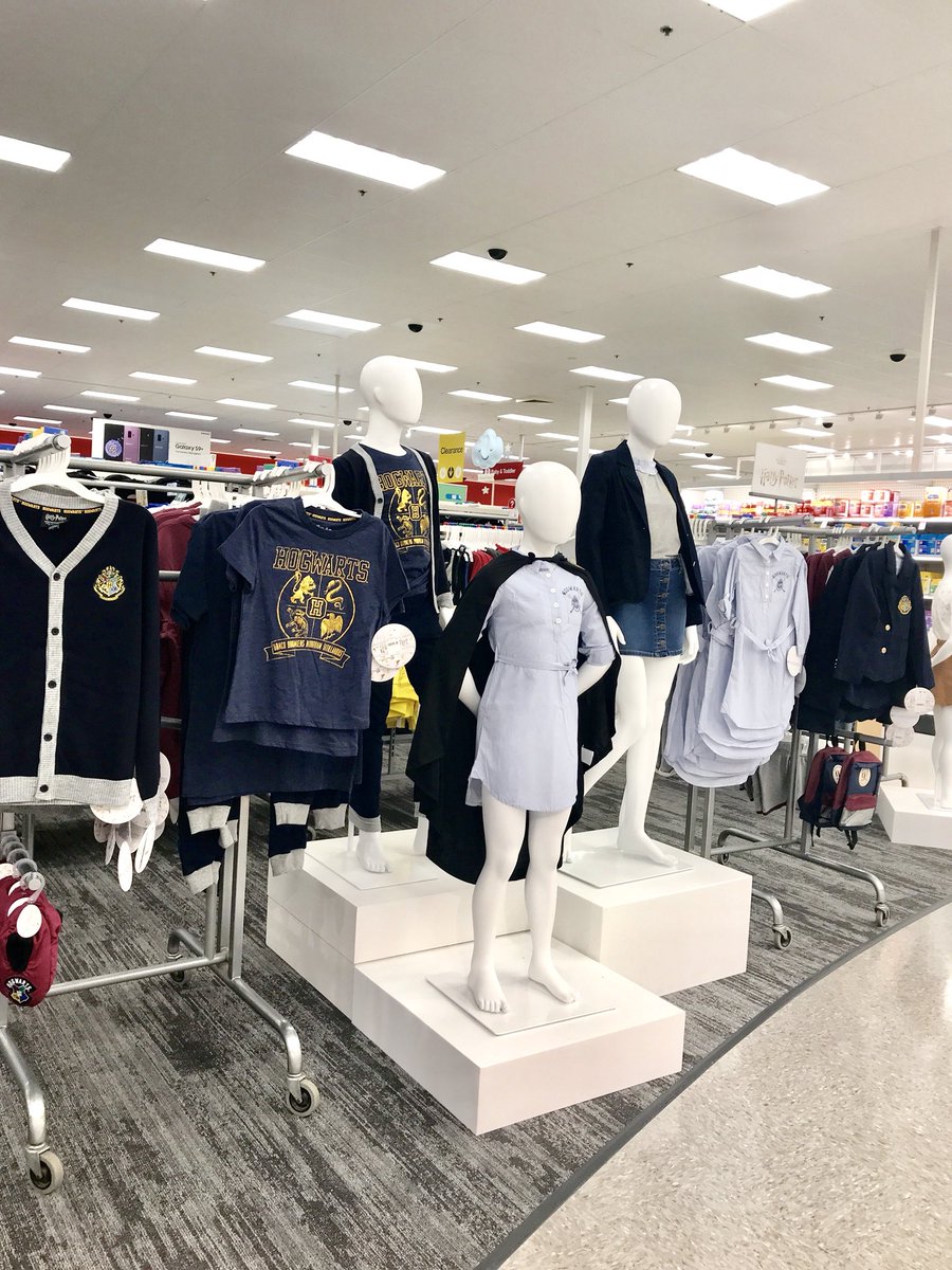 So many little muggles shopping our HP collection at T0663! Thanks Neri @VM1351 for putting together this moment. #Target #harrypotter #g196 #TargetRemodel