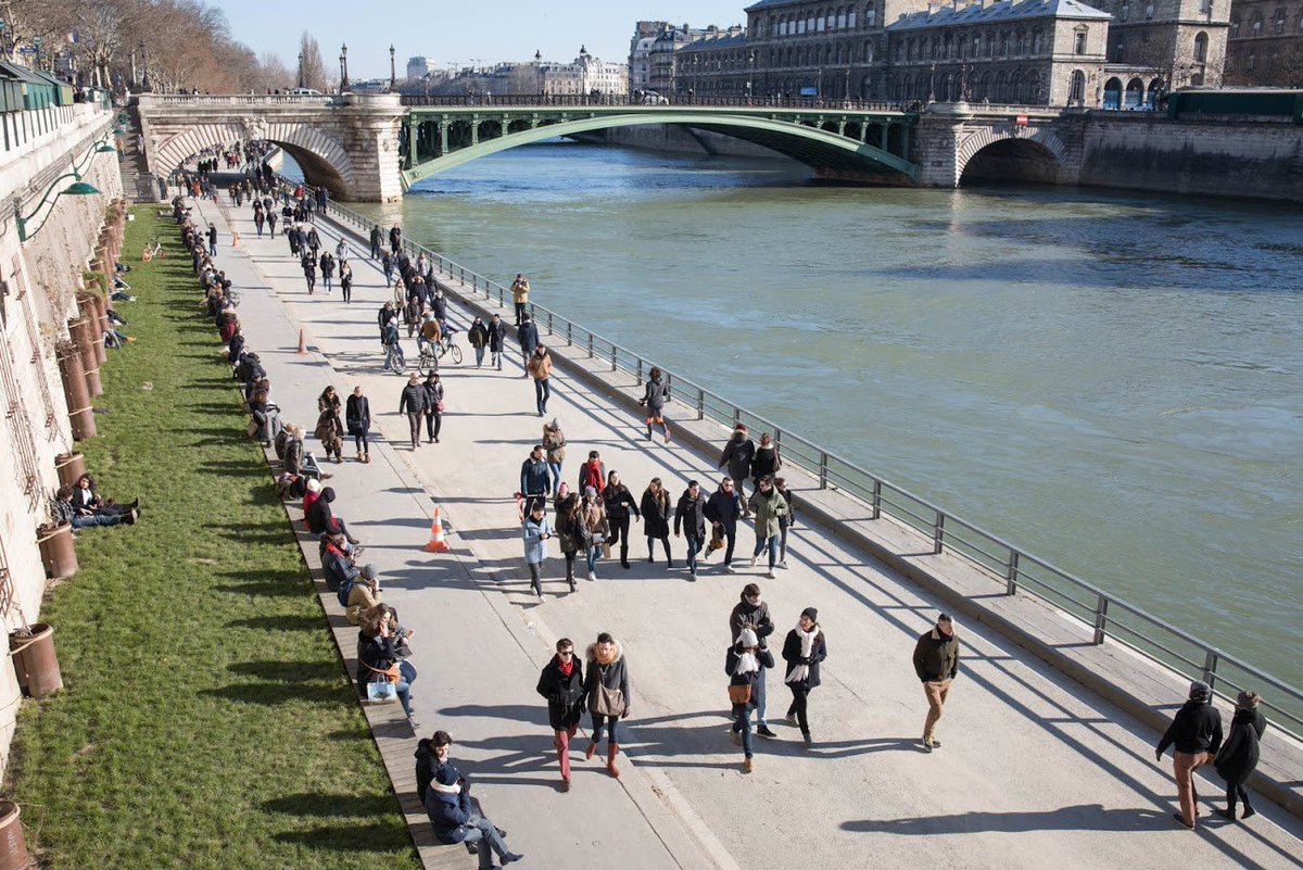 Anne_Hidalgo tweet picture