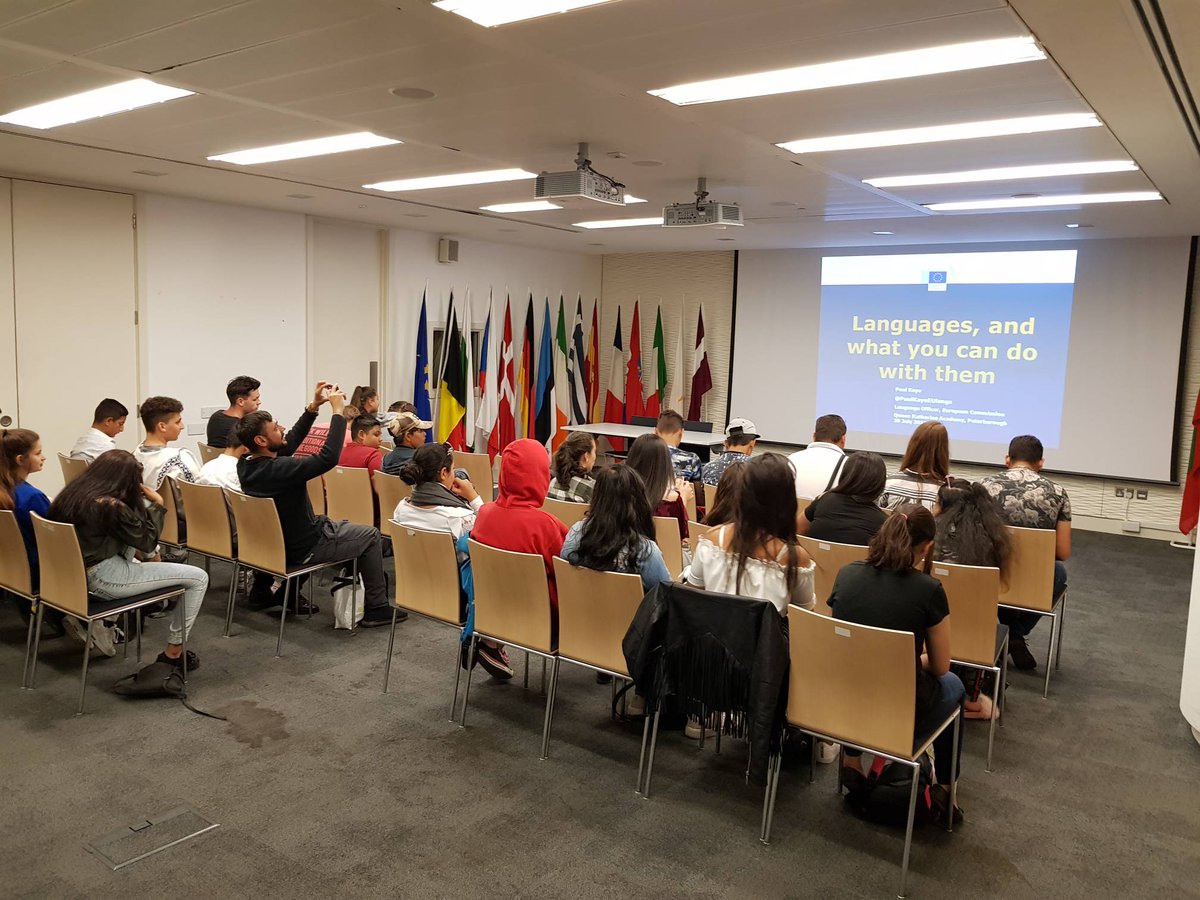 PetrRomocop's tweet photo. Today in London with 25 teenage-participants of ROGA mentoring project. This was possilble thanks to support from NEACO and great assistance from the Queen Katherine Academy (Jane Driver and Daniel Rehak) and Thomas Deacon Academy (James and Tom) - thank you for your support! https://t.co/W7xvqxj3Xg