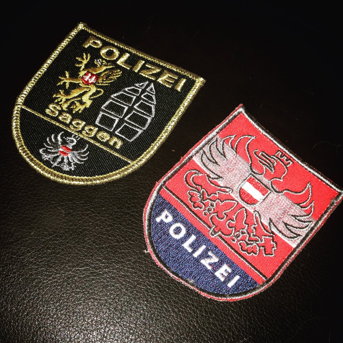 charliesixzero2's tweet image. Did a Little patch trading and got these! #police #Polizei #patchtrade