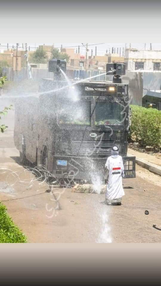 3KK_89's tweet photo. اناشروكي نا الما بدلت طبعي انا الماصير ابد لوكي انا المامش دغش بيه الذهب مصيوغ من طوكي انا الشاري ابد مابيع انا المابدلت سوكي انا الغيره انا النوماس ينبض دوم بعروكي https://t.co/OuQiAHKTth