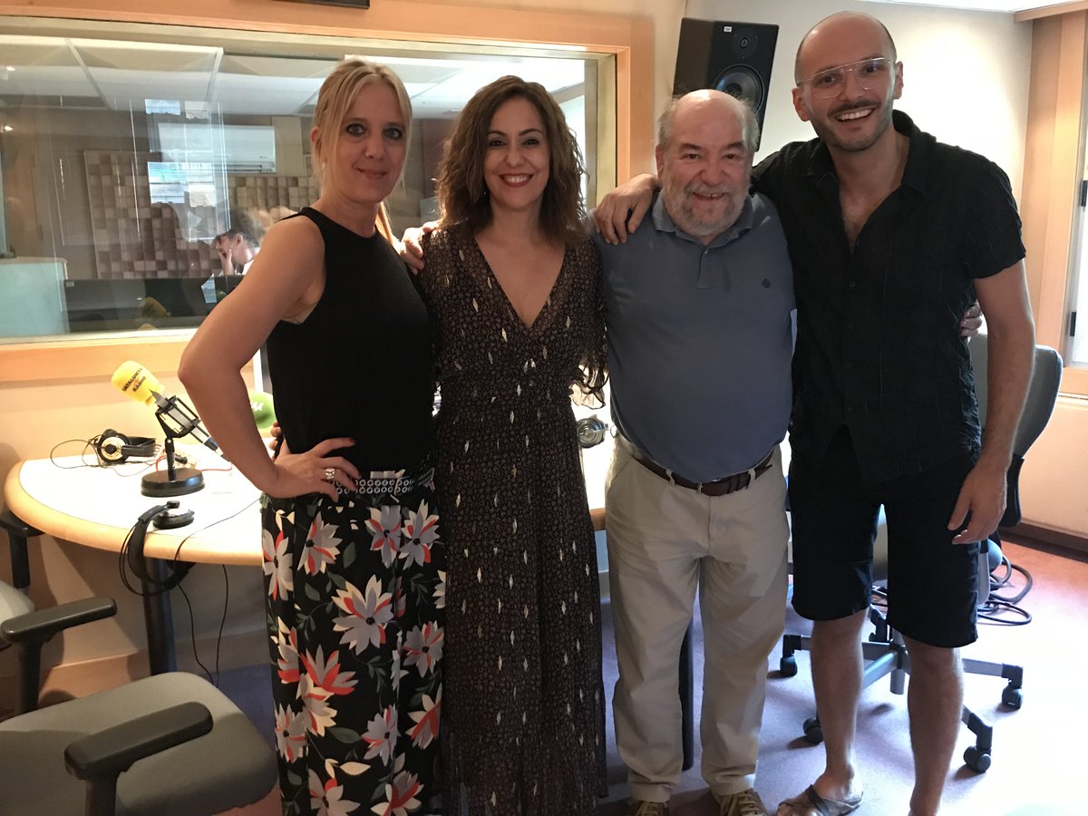 ➡ Classe magistral de @PereFont_Iesp <a href="/soniacervantes/">sonia cervantes</a>   i Dani Borrell de <a href="/quantumpdf/">QuantumPdf</a> sobre com construir i mantenir una relació de parella saludable.