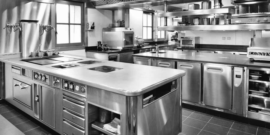 It is so important to have in-depth talks with the manufacturer in the consultation when choosing a new kitchen for your #restaurant. Here are a few of the main things you should consider when commissioning a new kitchen #KitchenEquipment buff.ly/2LsY6El