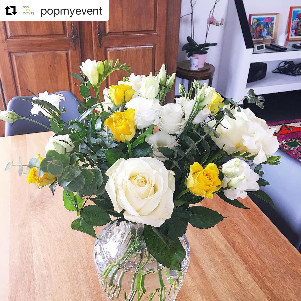 HyattParisCDG's tweet image. Going the extra mile #Repost merci @popmyevent pour ce joli post #hyattpariscdg
・・・
Quand Miss Pop My Event confirme un joli dossier au @hyattpariscdg au mois de septembre 😁🤩 Un grand merci pour ce joli bouquet de Fleurs à Yves-Marie du groupe des hôtels @hyatt 💐🌿