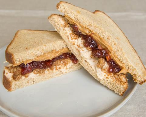 FreshboxCaters's tweet image. Fridays call for a fun lunch. Grown up PBJ??? Peanut butter, strawberry jam, chipotle maple cinnamon cream cheese, and granola on sprouted wheat bread. bit.ly/2Kzferq #lssnetworkofhope #socialenterprise #lunch #yum