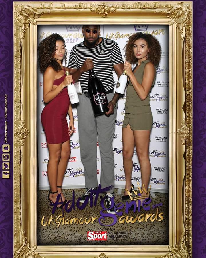 UKGlamourAwards's tweet photo. https://t.co/lc2AnRINU2
#throwback #ukglamourawards #2017 #glamourmodel #model #babechannel #awards #industryawards #adult #modelling #inkgirls #glamourgirls #lingerie #vip #photography #photoshoots #adultawards #altmodels #gridgirls #ringgirls #dailysport #spearmintrhino https://t.co/q5v7mJWSGL
