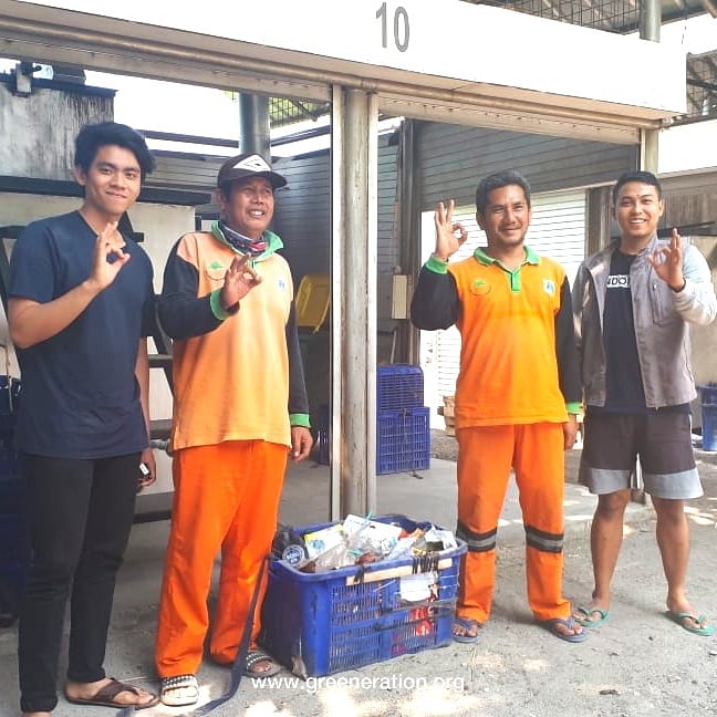 greenerationid's tweet image. Dua orang Tim Kami melakukan Social Assessment utk pelaksanaan Program EcoRanger di Pulau Pramuka - Kepulauan Seribu pd 18-20 Juli 2018.

Bekerjsama dgn Akzonobel, Kegiatan ini bertujuan mengidentifikasi masalah persampahn di Pulau Pramuka.

#Julinspirasi 
#EcoRangerID
#EcoRanger