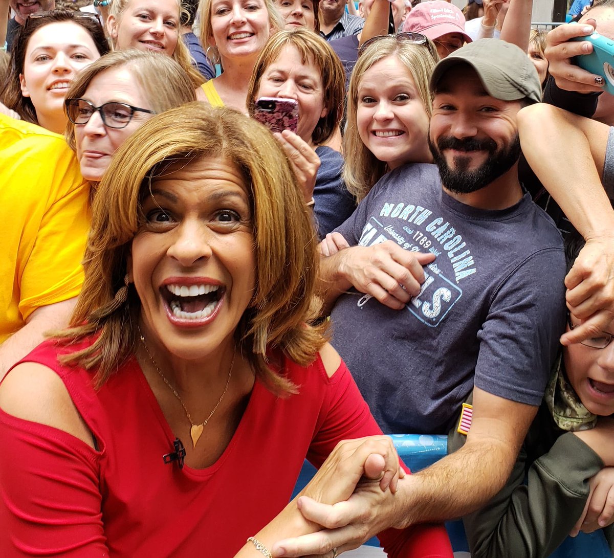eflandite's tweet photo. Me, @danamp86 , and @hodakotb, at the @TODAYshow ! https://t.co/lgWvxPtLhq