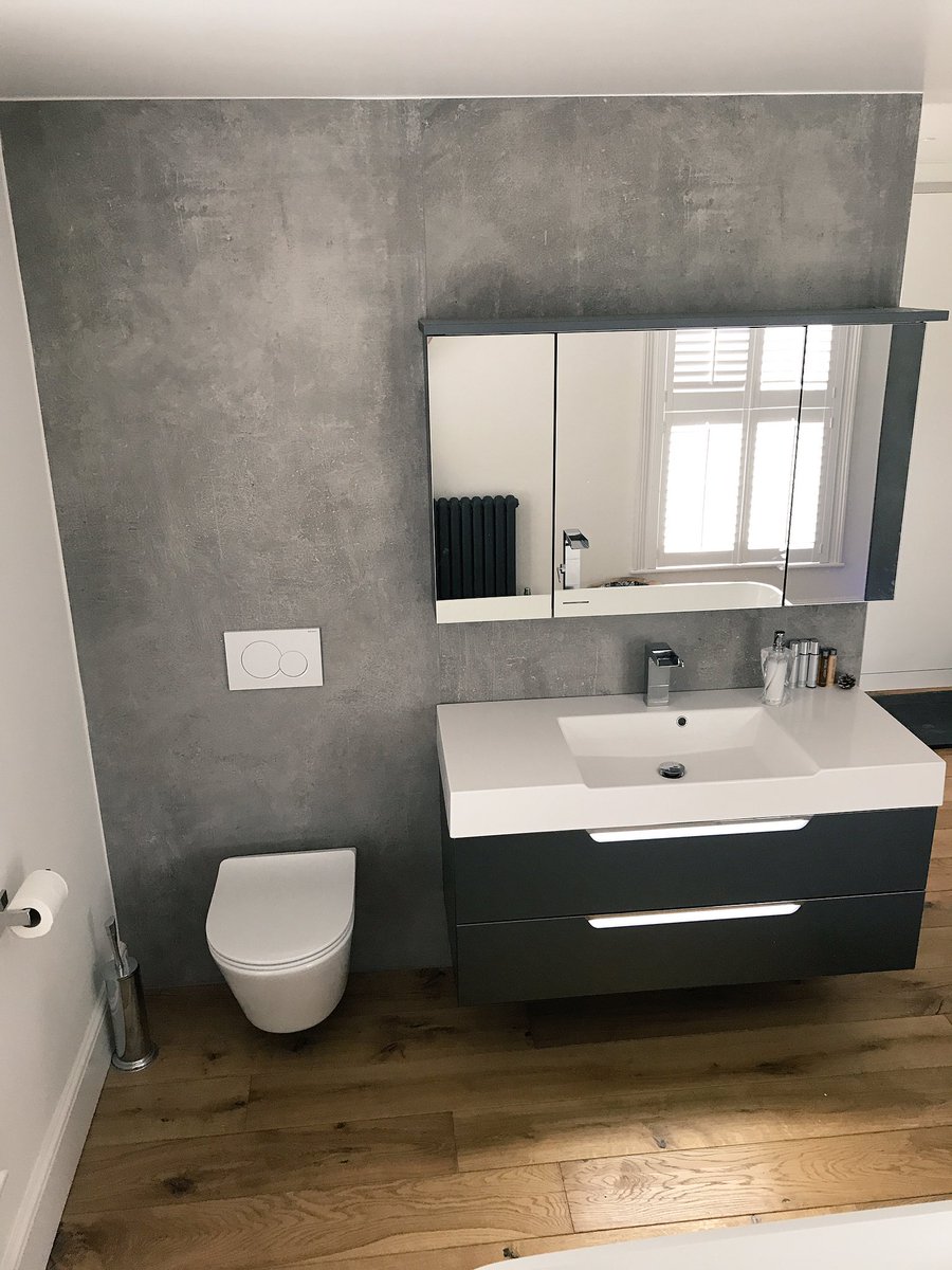 Finally got to see it fully finished, 😍large format  <a href="/rocciatiles/">ROCCIA Showrooms</a> <a href="/tilemasteradhes/">Tilemaster Adhesives</a>  <a href="/tilers_tools/">Tilers Tools</a>  👌🏻