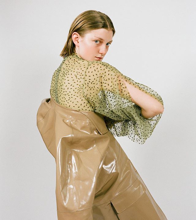 FotodesignBcn's tweet photo. ✨ ¡Soló faltan 3 plazas para nuestro curso de Fotografía de Moda de Septiembre! ✨ Más info en nuestra web (link in bio) | Fotografía de nuestra ex alumna @vnvgarcia para @metal_magazine 🔥
.
.
.
.
.
#model #fashion #photography #school #barcelona #editorial https://t.co/nXGkAvrPlE