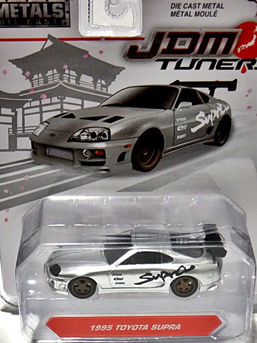 globaldiecast's tweet photo. More new items from #Matchbox #HotWheels #JohnnyLightning #AutoWorld #RacingChampions #Maisto #Tootsietoy #Corgi #Midgetoy #Greenlight #Jada #M2 and more. Come take a look #globaldiecastdirect.com https://t.co/FBwkFVbpMr