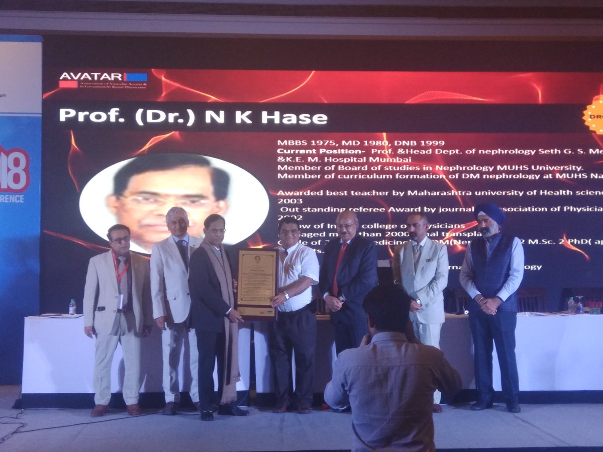 aakashshingada's tweet photo. Dr. N. K. Hase being presented with the AVATAR Dronacharya 2018 award at #NephAVATAR
@divyaa24 @tukaramj @Ubkhanna @vskeskar https://t.co/xy5JrYY62J
