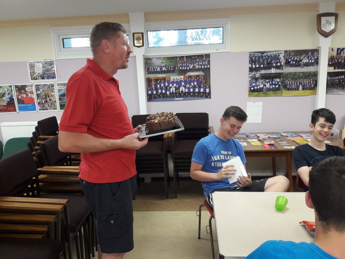 1stballyclarebb's tweet photo. Birthday celebrations for John today. https://t.co/hFjwTBB7GM