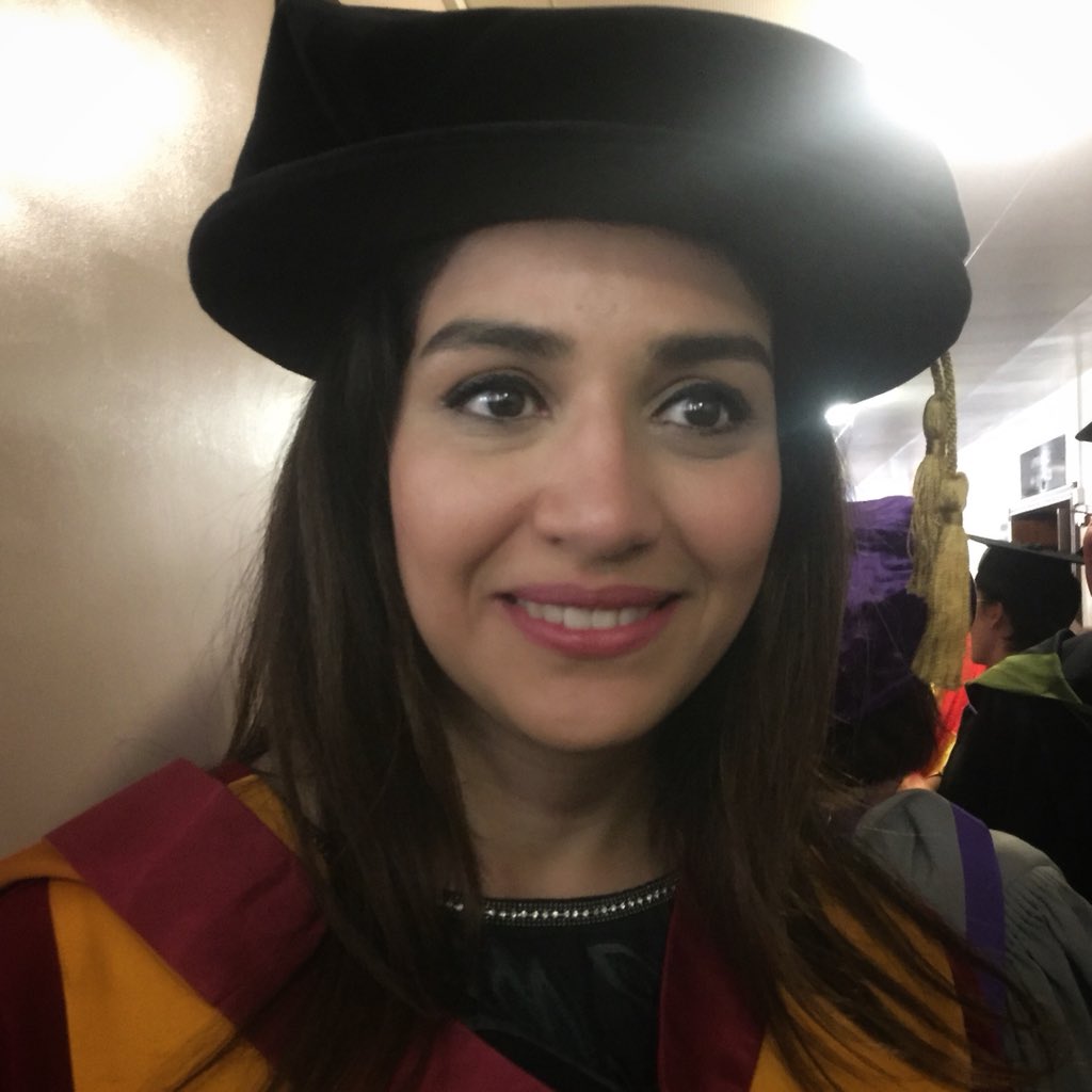 zoedann's tweet photo. With Marketing ready to process @UoPBusiness #Uopgrad2018 The BIG debate is ....tassels to the left or.... https://t.co/iuPbn0quLD