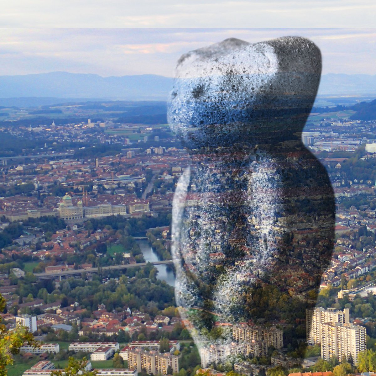 Mandelbaerli's tweet photo. Der ÜBERBÄR 🐻 #mandelbärli #madeinbern #bern #gurten #bundeshaus #aare #wochenende

📷: https://t.co/jIGDUbbjKs  / https://t.co/HpIhPPr0Kq https://t.co/2aLtP9xWBN